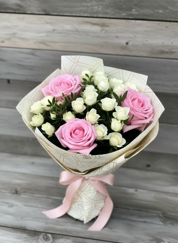 Букет цветов из: Розы в Балее