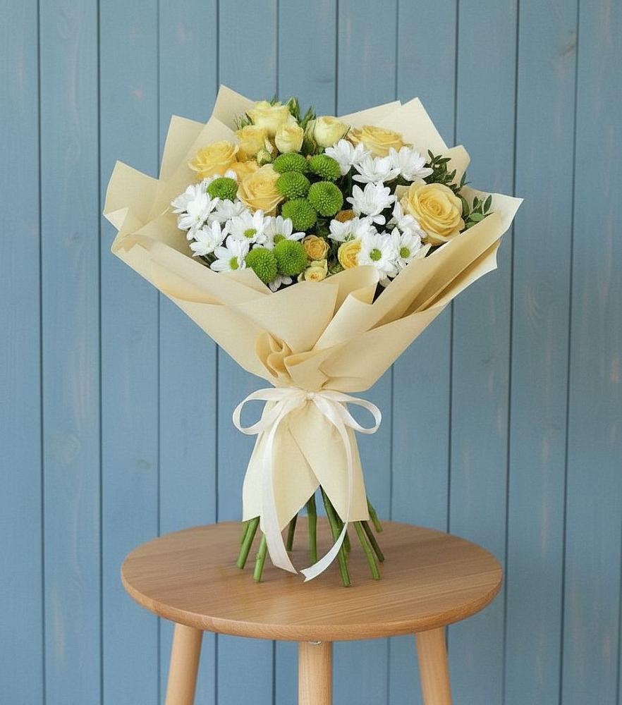 Букет цветов из: Хризантемы и Розы в Балее