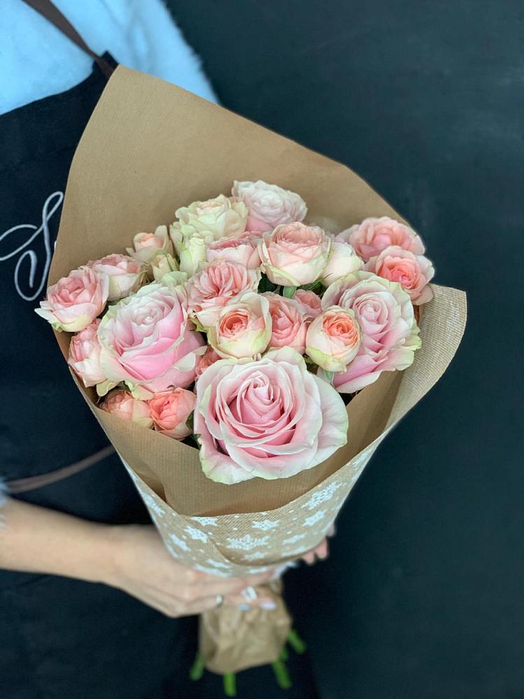 Букет цветов из: Хризантемы и Розы в Балее