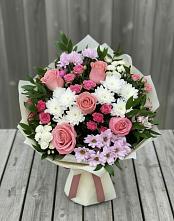 Букет цветов из:  Альстромерии, Гвоздики, Розы и Хризантемы в Балее