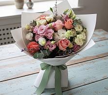 Букет цветов из:  Розы, Лизиантусы и Гвоздики #REPLACE_PRED# Балее