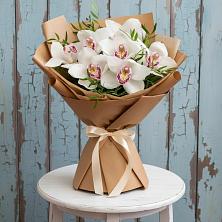Букет цветов из:  Орхидеи и Розы в Балее
