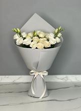 Букет цветов из:  Розы и Лизиантусы в Балее